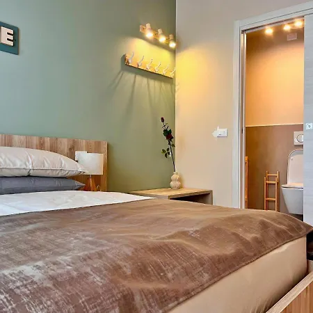 בית נופש Antica Corte - Private Court Montinelle